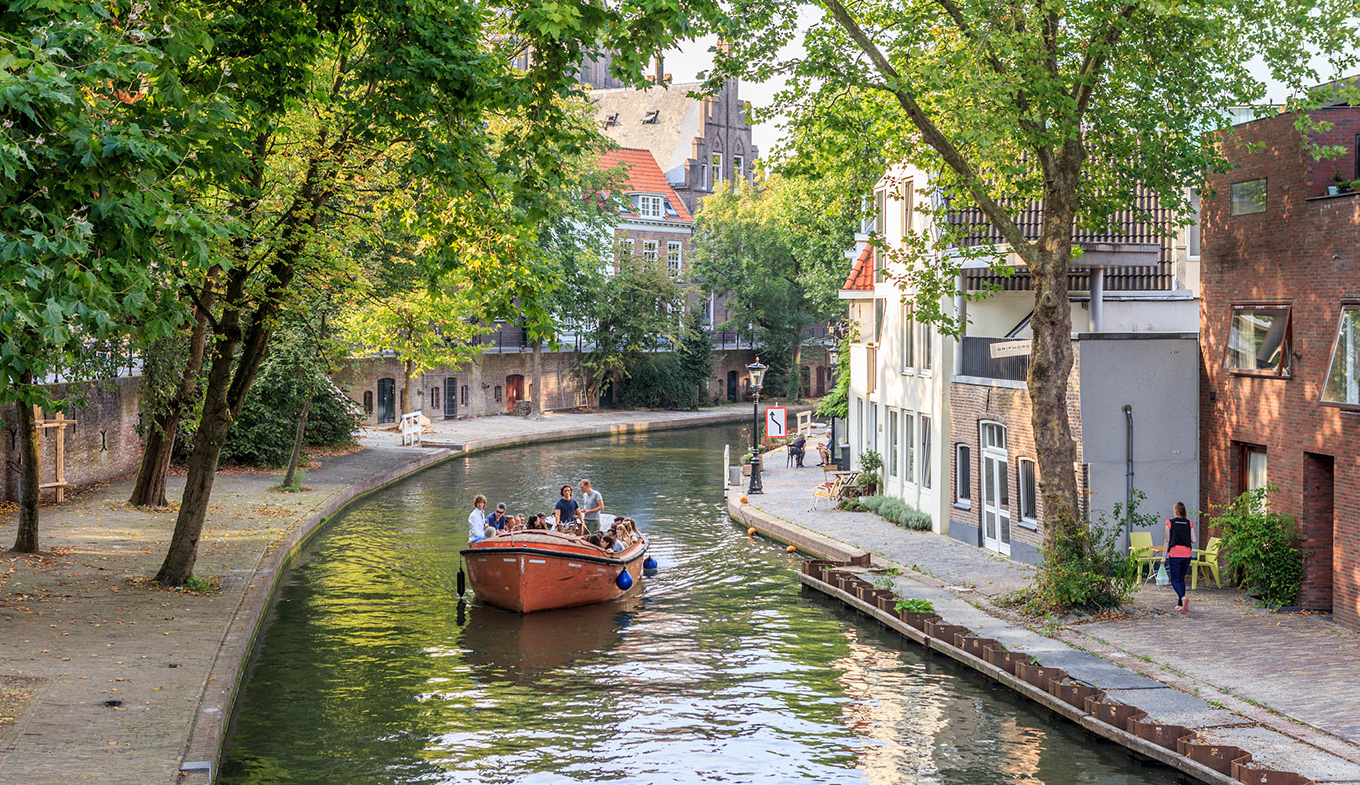 Canals of Utrecht - Holland.com